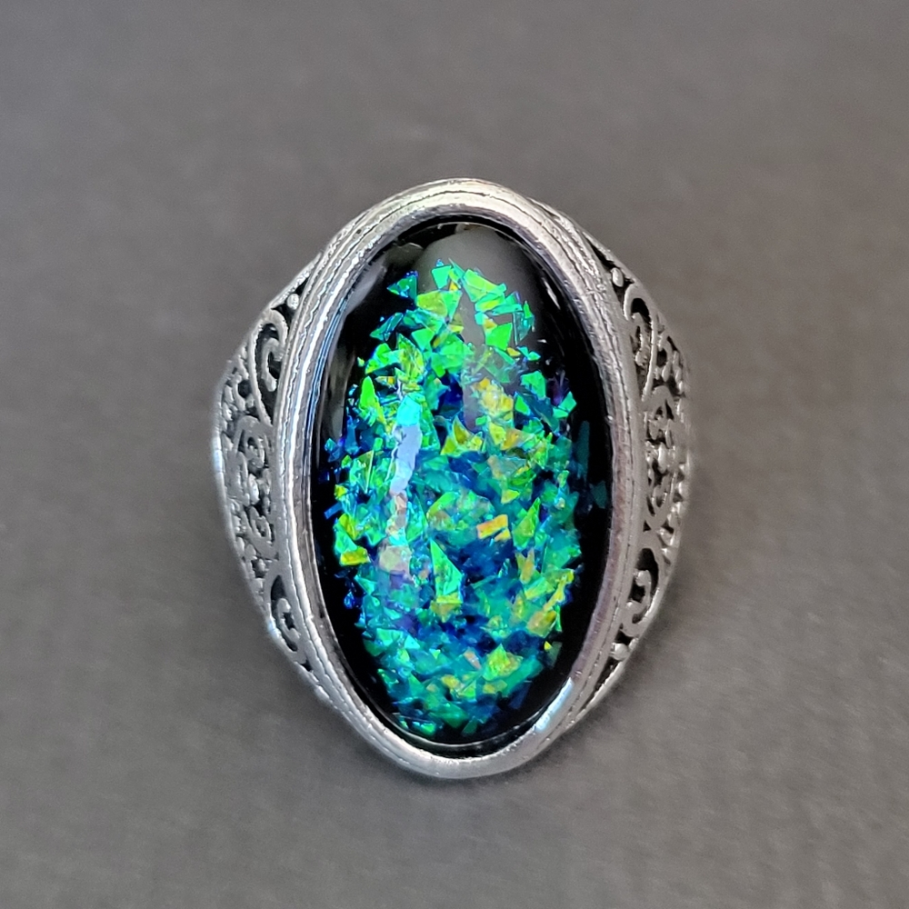 5/$13 Fashion Ring - Picture 2 of 2